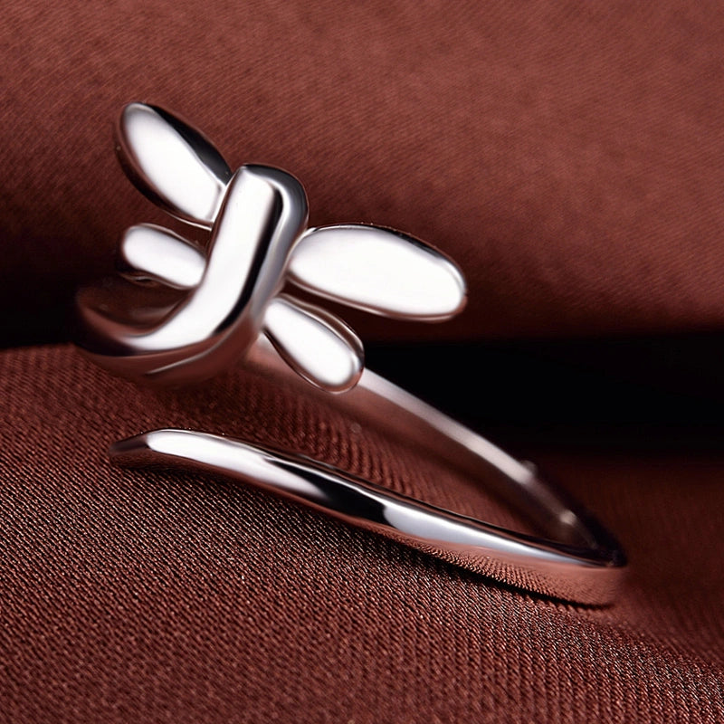 𝐇𝐨𝐰 𝐓𝐨 𝐏𝐫𝐞𝐬𝐞𝐧𝐭 𝐀 𝐏𝐫𝐨𝐦𝐢𝐬𝐞 𝐑𝐢𝐧𝐠 𝐓𝐨 𝐘𝐨𝐮𝐫 𝐆𝐢𝐫𝐥𝐟𝐫𝐢𝐞𝐧𝐝?