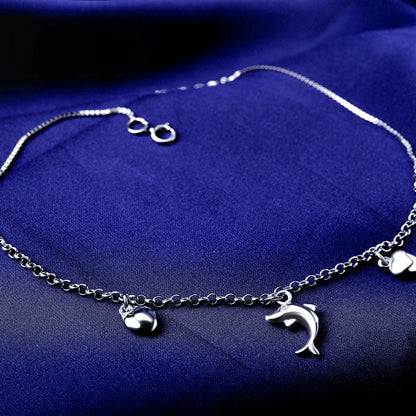 𝐃𝐨 𝐃𝐨𝐥𝐩𝐡𝐢𝐧𝐬 𝐁𝐫𝐢𝐧𝐠 𝐆𝐨𝐨𝐝 𝐋𝐮𝐜𝐤?