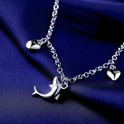 𝐃𝐨 𝐃𝐨𝐥𝐩𝐡𝐢𝐧𝐬 𝐁𝐫𝐢𝐧𝐠 𝐆𝐨𝐨𝐝 𝐋𝐮𝐜𝐤?