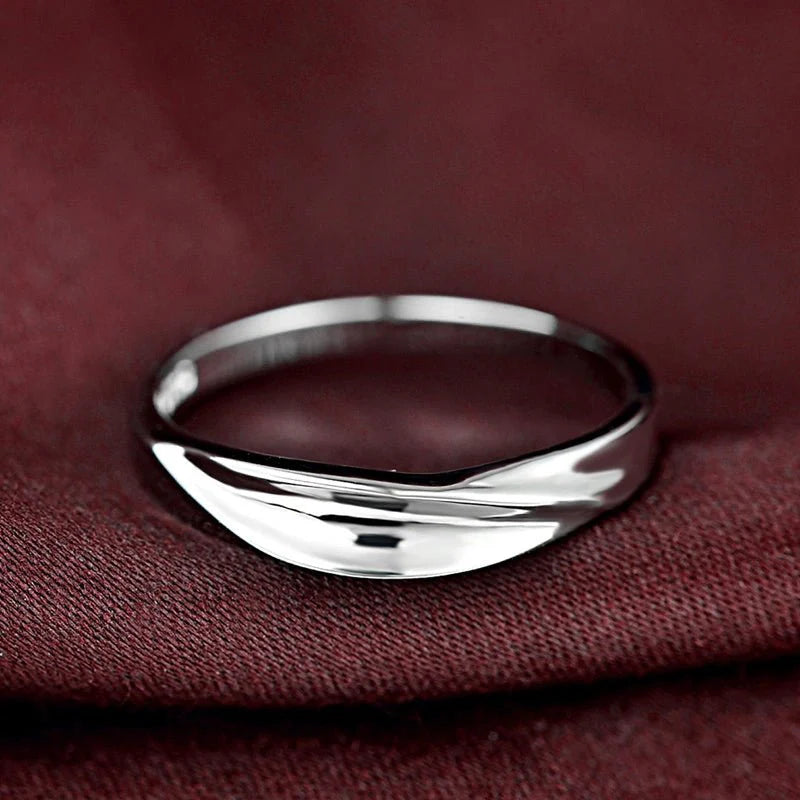 How Much Is A Wedding Band? - 𝕮𝖍𝖎𝖈𝖚𝖙𝖊