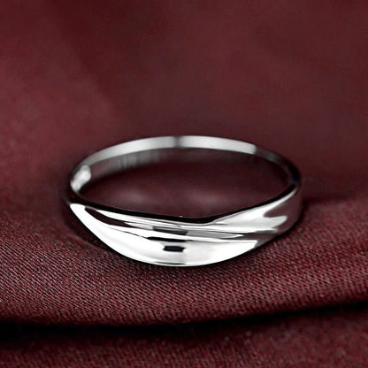 How Much Is A Wedding Band? - 𝕮𝖍𝖎𝖈𝖚𝖙𝖊