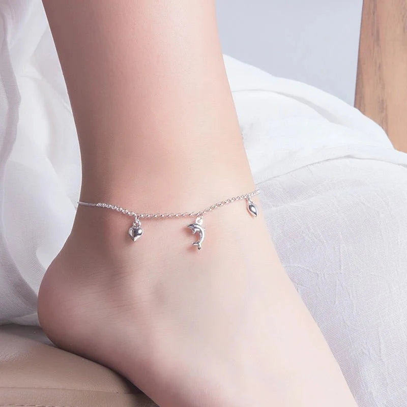 𝐃𝐨 𝐃𝐨𝐥𝐩𝐡𝐢𝐧𝐬 𝐁𝐫𝐢𝐧𝐠 𝐆𝐨𝐨𝐝 𝐋𝐮𝐜𝐤? - 𝕮𝖍𝖎𝖈𝖚𝖙𝖊