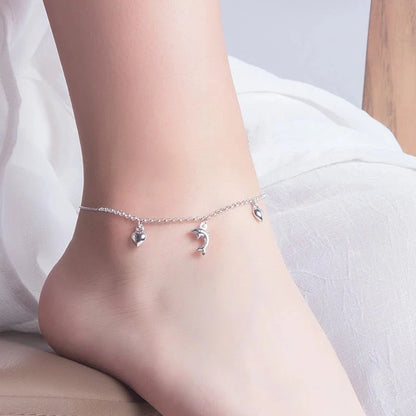 𝐃𝐨 𝐃𝐨𝐥𝐩𝐡𝐢𝐧𝐬 𝐁𝐫𝐢𝐧𝐠 𝐆𝐨𝐨𝐝 𝐋𝐮𝐜𝐤? - 𝕮𝖍𝖎𝖈𝖚𝖙𝖊