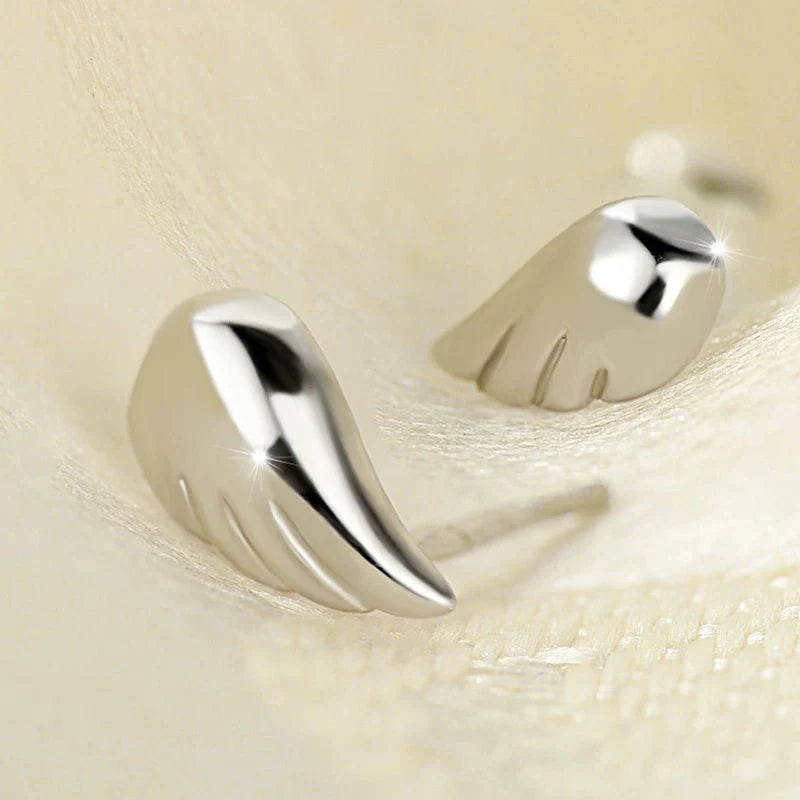 𝐀𝐧𝐠𝐞𝐥 𝐖𝐢𝐧𝐠 𝐄𝐚𝐫𝐫𝐢𝐧𝐠𝐬 𝐒𝐭𝐮𝐝𝐬 - 𝕮𝖍𝖎𝖈𝖚𝖙𝖊