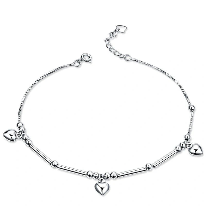 𝐈𝐬 𝐈𝐭 𝐆𝐨𝐨𝐝 𝐓𝐨 𝐖𝐞𝐚𝐫 𝐒𝐢𝐥𝐯𝐞𝐫 𝐀𝐧𝐤𝐥𝐞𝐭𝐬 𝐀𝐬 𝐀 𝐅𝐞𝐦𝐚𝐥𝐞? - 𝕮𝖍𝖎𝖈𝖚𝖙𝖊