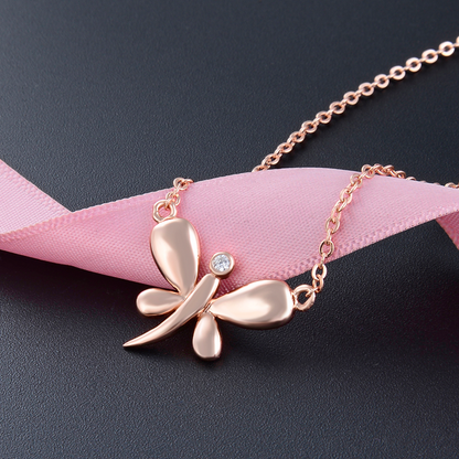 Chic rose gold necklace for her