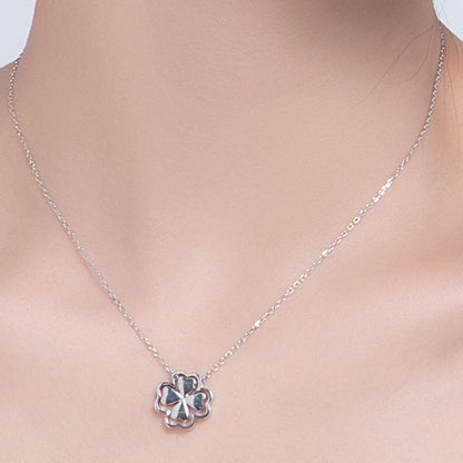 Delicate silver flower necklaces