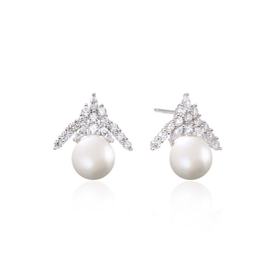 Fancy stud peral earrings
