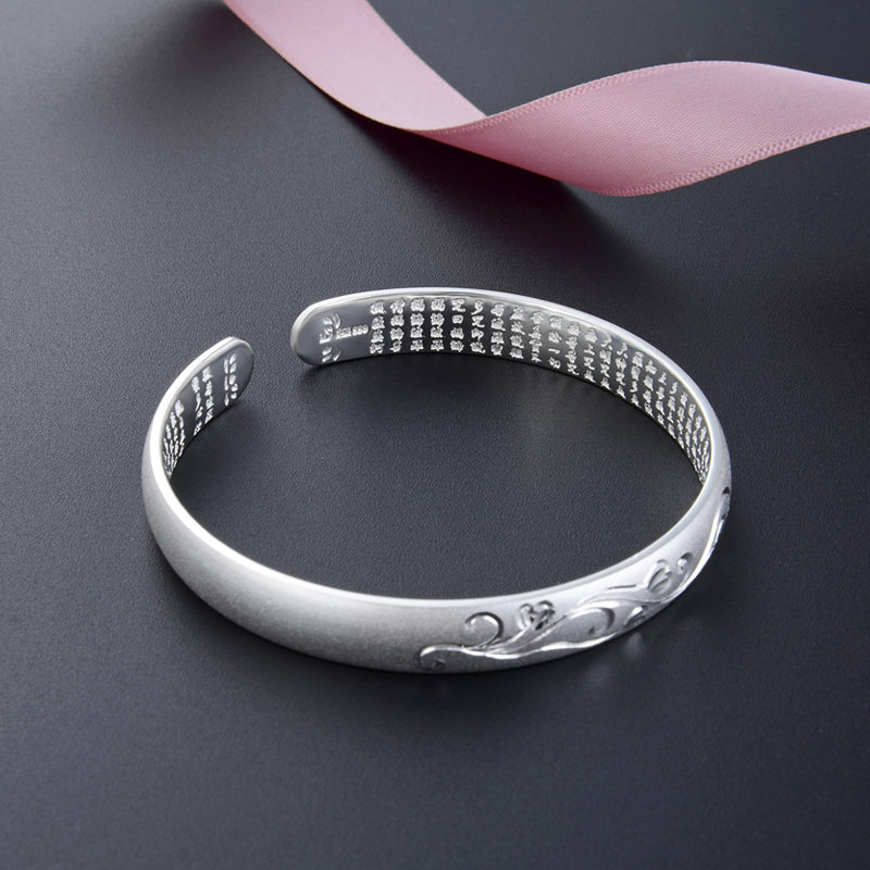 Solid silver bangle bracelet