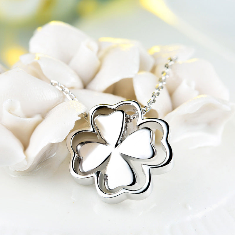 Delicate silver flower necklaces