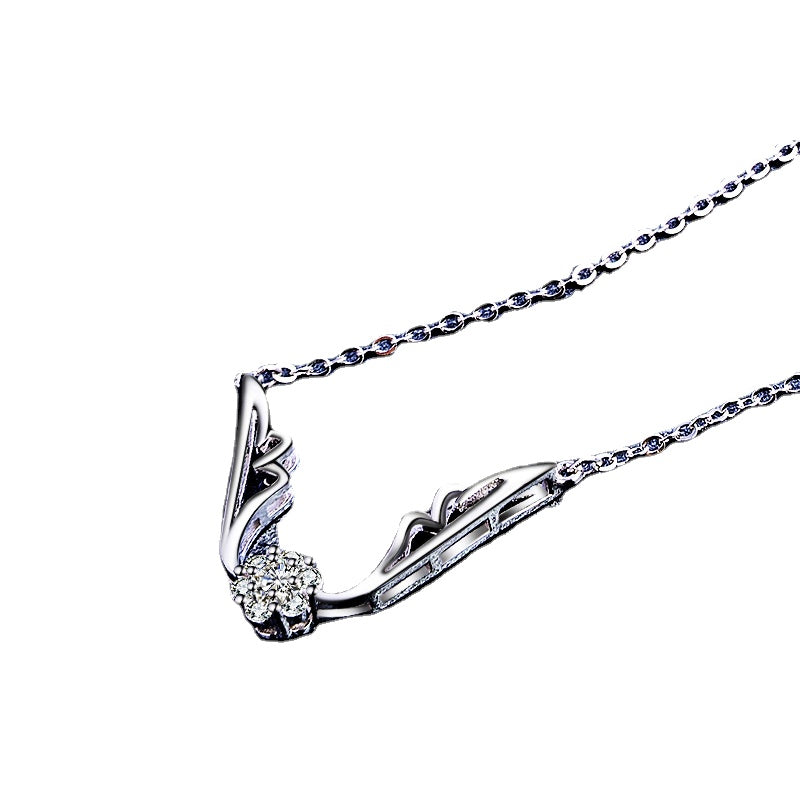 Glittering angel wing necklace silver