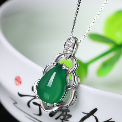 Stylish necklace pendant