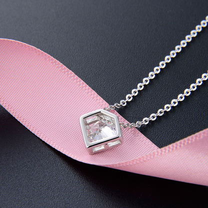 Best necklaces to get your girlfriend