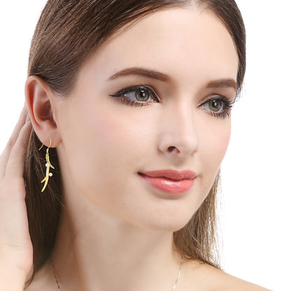 Simple gold earrings for daily use