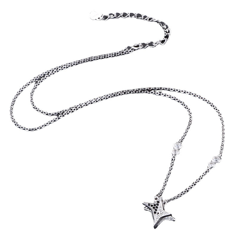 What necklace to get girlfriend