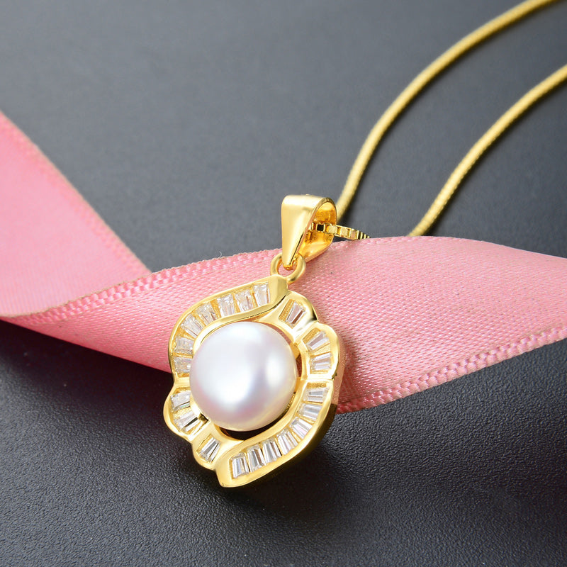 Gold plated single pearl necklace