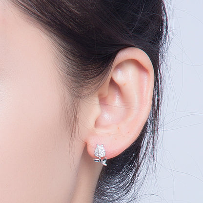 Trendy stud earrings