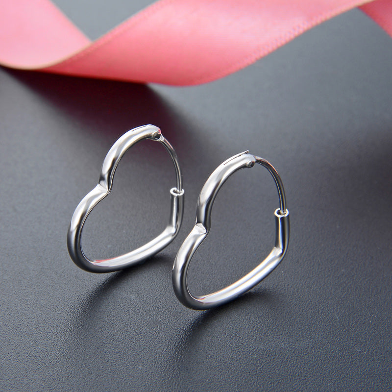 Shiny hoop earrings silver