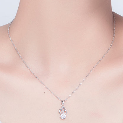 Ancy silver necklace trends
