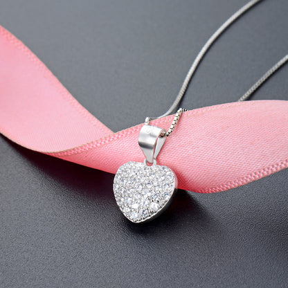 Gift for your girlfriend under 10 romantic gift ideas