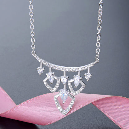 Fancy necklace wedding collection