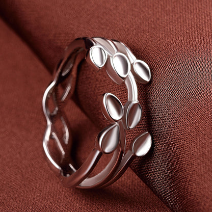 Unique silver ring design