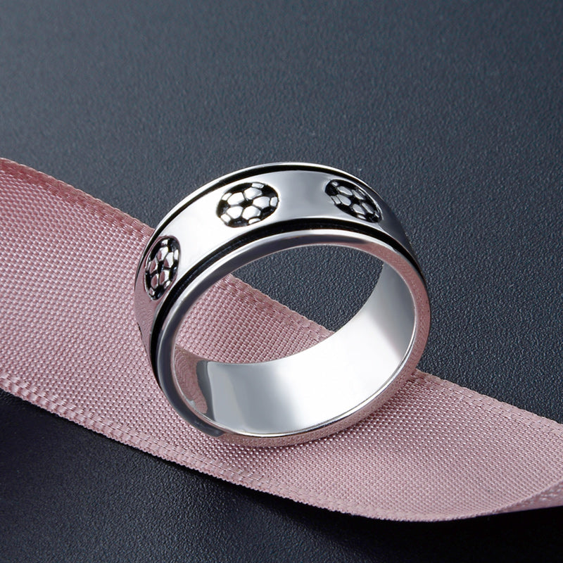Where to wear wedding rings