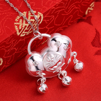Classy Chinese longevity lock necklace