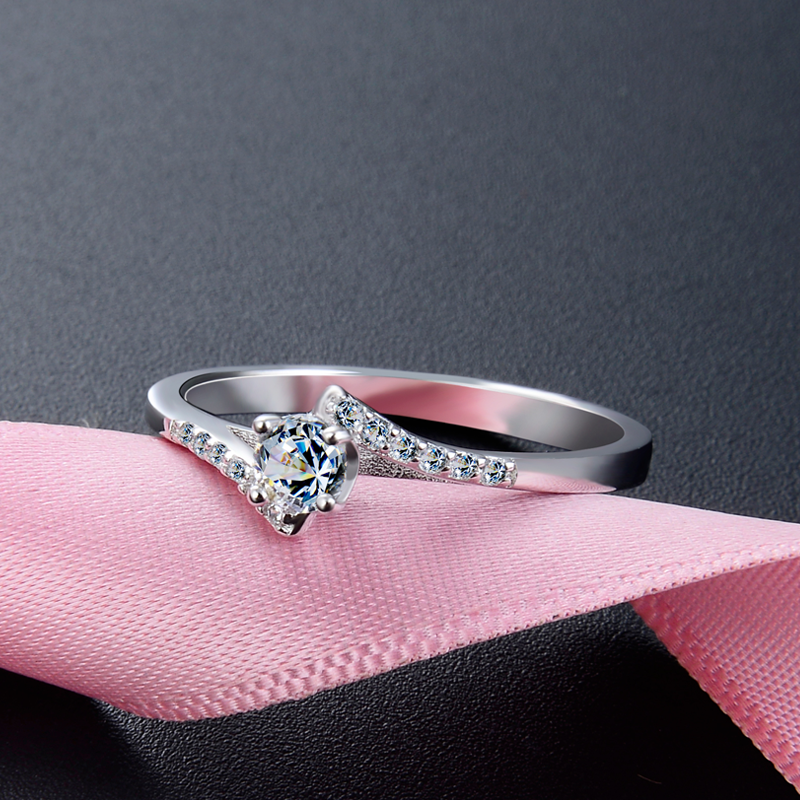 When should you buy wedding rings