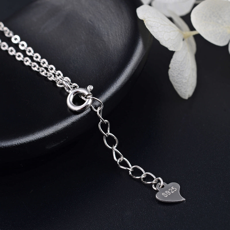 Sparkling silver necklace