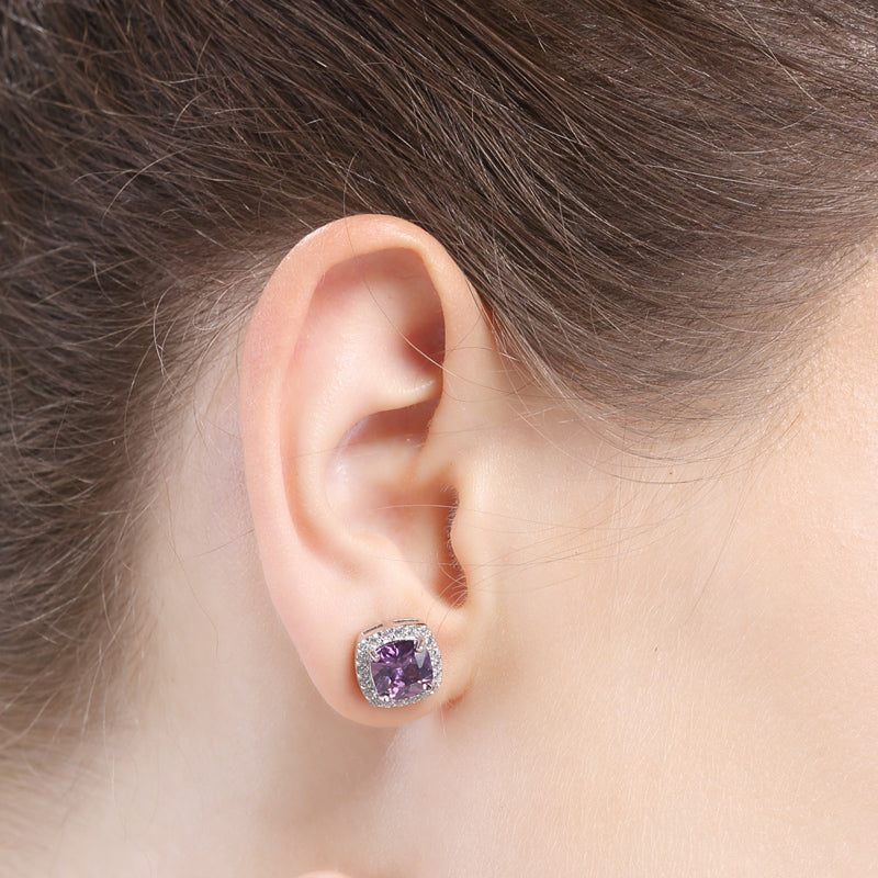 Gorgeous stud earrings