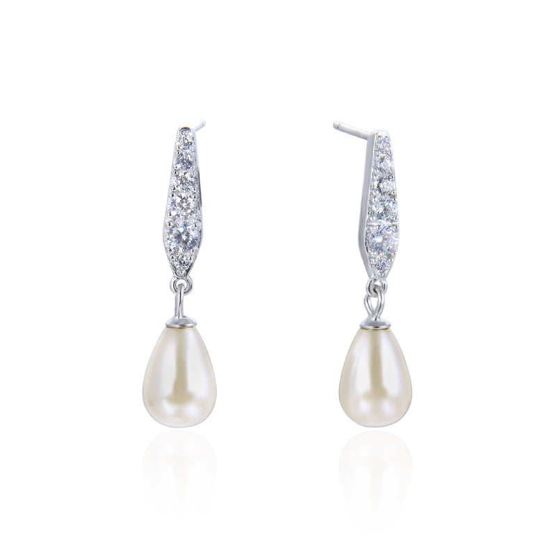 How much do small pearl earrings cost