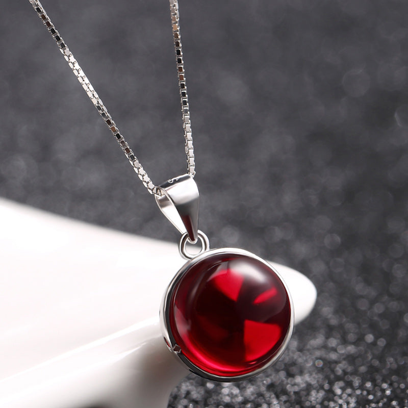 High end jewelry necklace