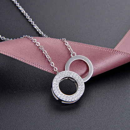 Is a necklace a good gift for girlfriend