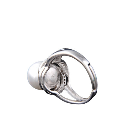 Shiny peral ring