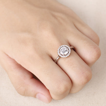 Delicate engagement ring settings