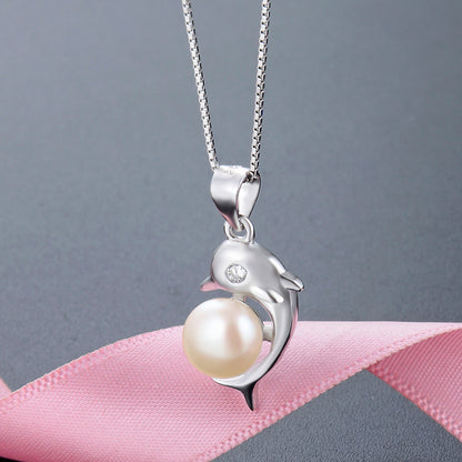 How much do pearl necklace cost