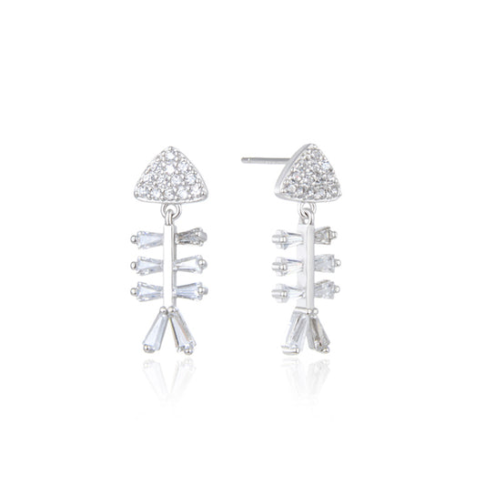 Classy diamond stud earrings