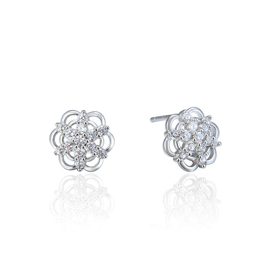 What earrings are suitable for sensitive ears