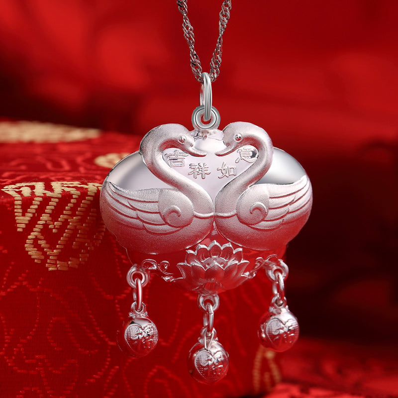 Dainty Chinese longevity lock necklace