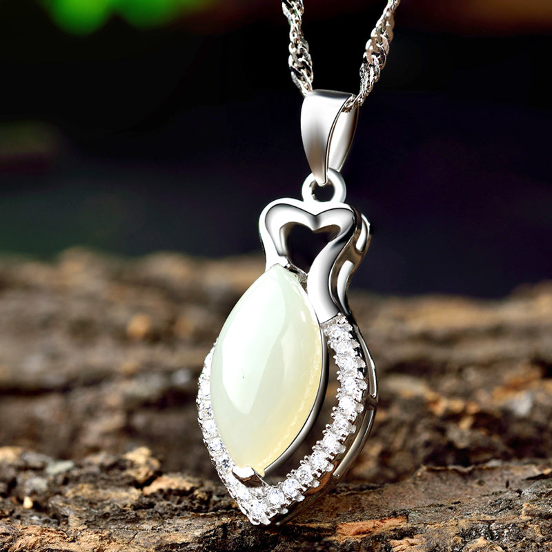 Costly silver pendant jewelry