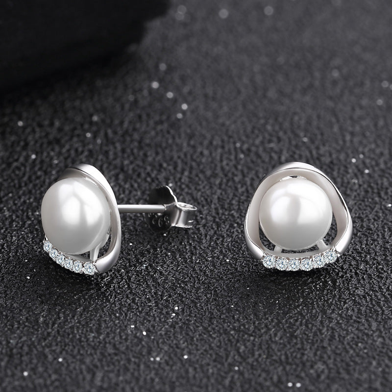 Exquisite pearl jewelry