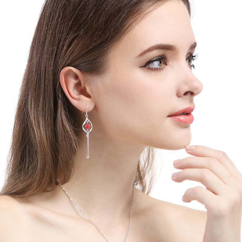 Dainty hook earrings
