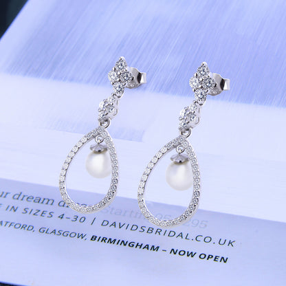 Elegant pearl drop earrings