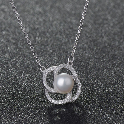 Dainty pearl necklace