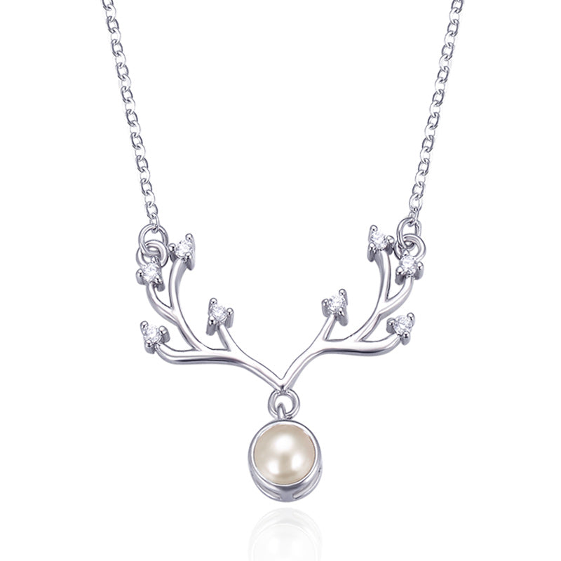 Delicate freshwater pearl necklace