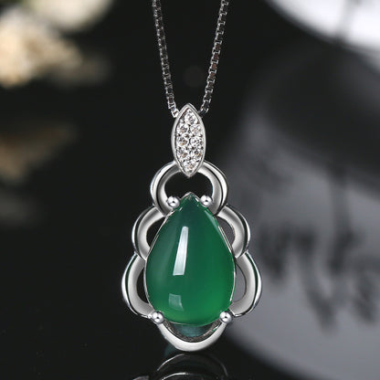 Stylish necklace pendant