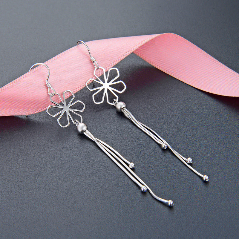 Ear thread earrings items