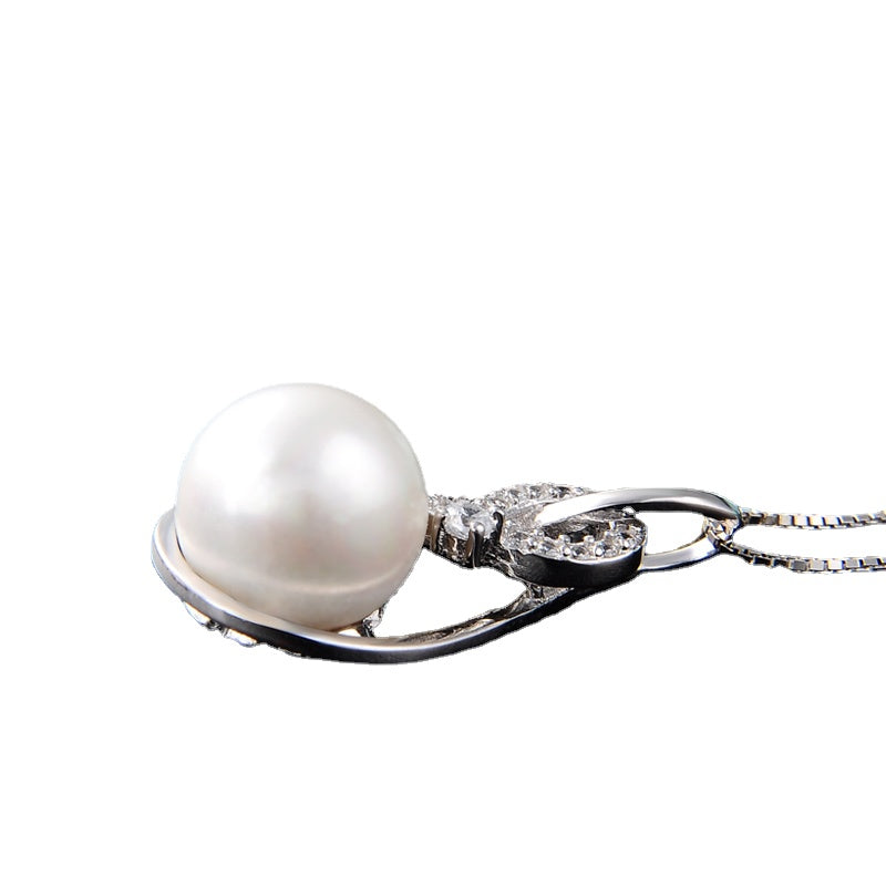 How much is a pearl necklace worth